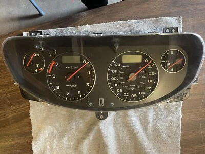 Subaru Legacy 2003 2,5 L M/T racimo velocímetro tacómetro gagues panel de instrumentos fabricante de equipos originales Foto 1 de 3