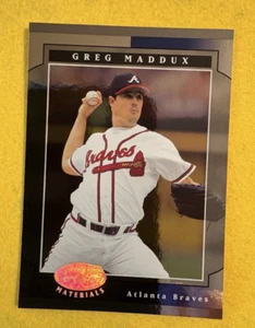 2001 Leaf Certified Materials Greg Maddux Atlanta Braves #8 - Picture 1 of 1