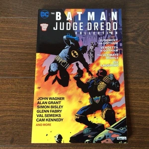 THE BATMAN • JUDGE DREDD COLLECTION Wagner/Grant/Bisley PB 2012 DC 1st Printing - Bild 1 von 4