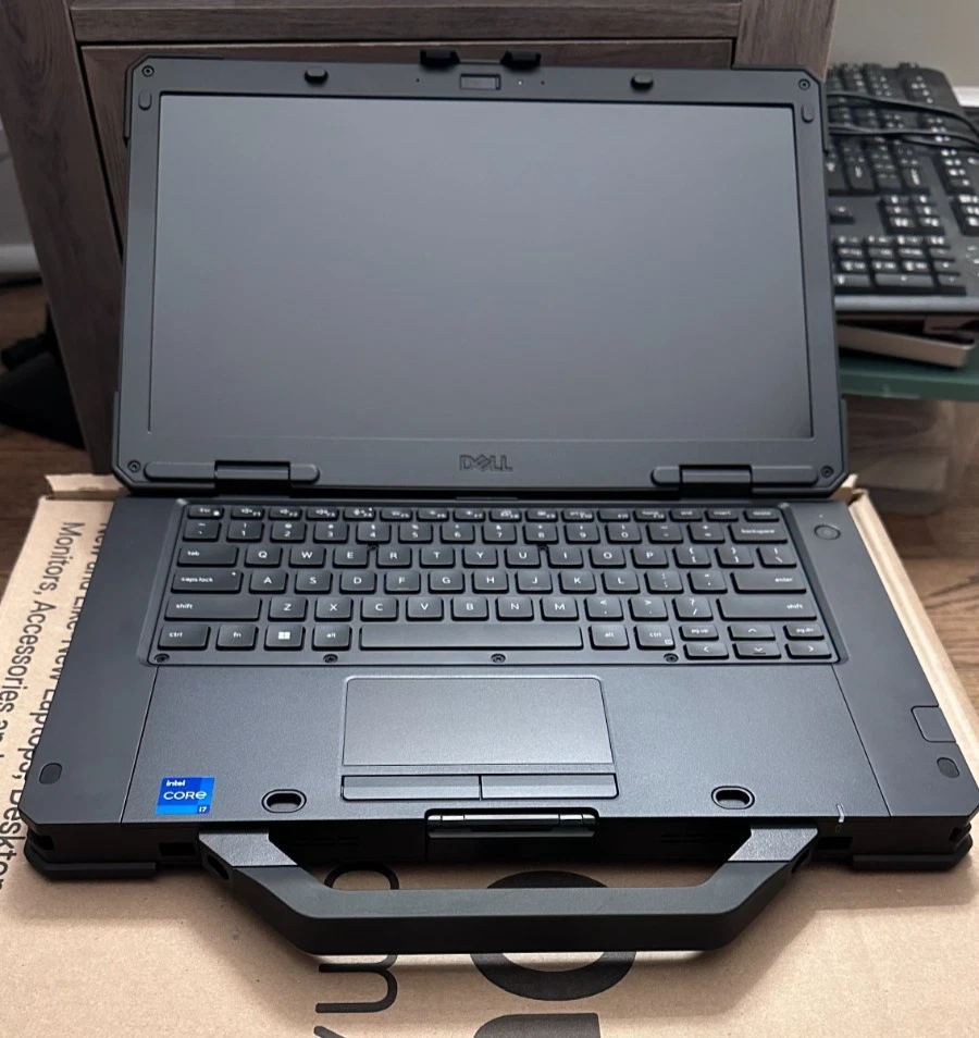 Dell 5430 Resistente Toughbook; i7; 16GB RAM; 500GB NVMe; Win 11 Pro 25H2; 6e@ 2.4Gb Foto 1 de 4