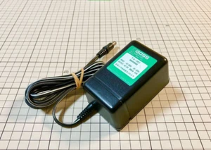 BOSS BRA-100 AC12V 500mA adapter Power Supply AC100V input from Japan - Picture 1 of 3