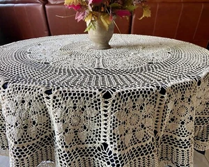 Vintage Handmade 100% Cotton Crochet Lace Tablecloth Ecru 66" Round for4-6 seats - Picture 1 of 7