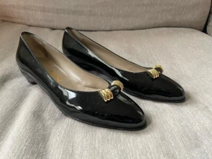 Vintage Salvatore Ferragamo Black Patent Leather  with Gold Black Detail 7.5 AA - Picture 1 of 7