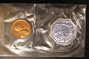 1961 PROOF LINCOLN CENT FROM A US MINT SET- LOT AA-6121 - Picture 1 of 3