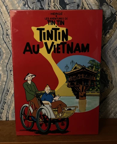Tin Tin Au Vietnam -Plaque Hanging Art - Herge Les Adventures De TinTin Red Cover