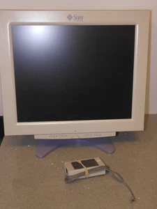 SUN GH18PS 18" LCD Monitor VGA DVI m. Netzteil für Ersatzteile oder Reparatur - Bild 1 von 10