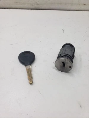 Interruptor de encendido compatible con 01-07 CARAVANA 436281 Foto 1 de 4