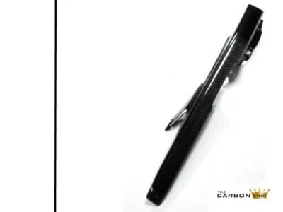 HONDA CBR650F 2014-18 CARBON CHAIN GUARD IN TWILL GLOSS WEAVE - Image 1 of 4