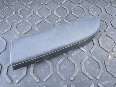 2004 Toyota 4runner RIGHT REAR PASSENGER Side DOOR PANEL ARM REST PAD  - Image 1 of 4
