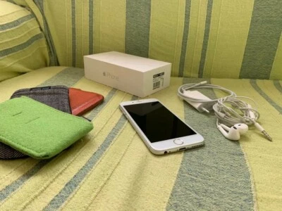 Apple iPhone 6 - 64GB - Argento  - Immagine 1 di 3