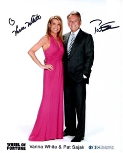 Foto firmada por VANNA WHITE y PAT SAJAK 8x10 RUEDA DE LA FORTUNA con holograma certificado de autenticidad - Imagen 1 de 2