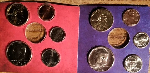 2022- D & P  Partial  Uncirculated Mint Coin Set - Cent Through Dollar - 10 Pcs Cover
