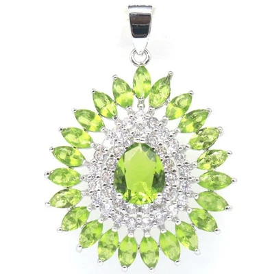 Compre 2 y obtenga 1 gratis bonito colgante de plata de regalo de circonita cúbica blanca de peridoto verde de 6,5 g para damas Foto 1 de 3