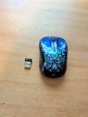 Logitech - M325 Wireless Optical Compact Mouse w/ Unifying Receiver - Floral - Image 1 of 3