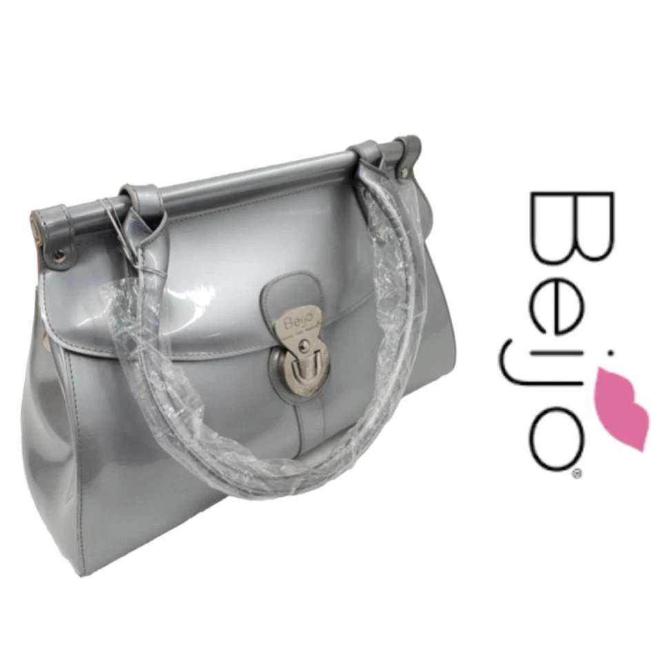 Nuevo con etiquetas Bolso de Hombro Beijo Brillante Patente Plateado Cierre Magnético con Bolsa para el Polvo Foto 1 de 4