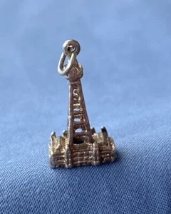 Vintage English Sterling Silver Oil Rig Charm/Pendant •1.9g• - Bild 1 von 4