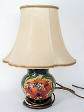 Superbe Moorcroft' Feu Fleur 'Arrondi Table Lampe Avec Abat-Jour - Eu Fabriqué