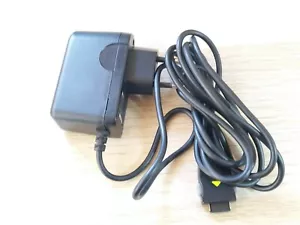 Original LG Charger TA-15G 5.2V 800mA / DC Power - Picture 1 of 2