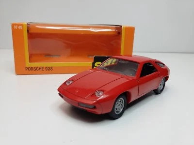 1/43 SOLIDO 49 PORSCHE - 928  - Immagine 1 di 4