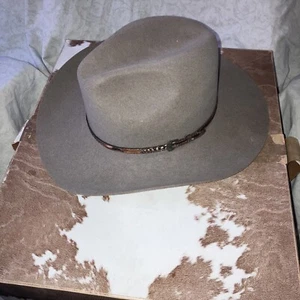 Marca Kemo Sabe Hecho a Personalizado en EE. UU. De Colección Años 90 6 7/8 Sombrero de Vaquero $1000 Precio de venta sugerido por el fabricante - Imagen 1 de 8
