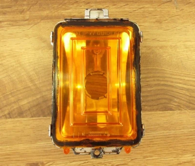 1978 & 1979 CADILLAC FLEETWOOD & DEVILLE TURN SIGNAL PARKING LAMP LENS / HOUSING - Image 1 of 4