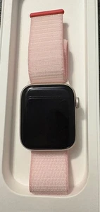 Apple Watch SE 2nd generation 44mm never used , starlight, sport loop - Picture 1 of 6