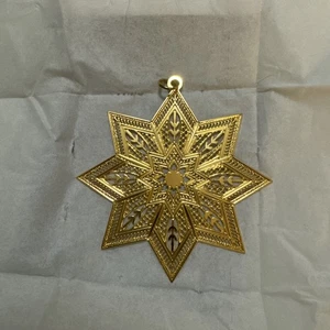 Metropolitan Museum of Art MMA Star Ornament 2001 etched gold overlay Star - Picture 1 of 7