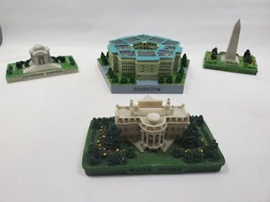 Washington D.C. White House Pentagon Paper Weights - Picture 1 of 1