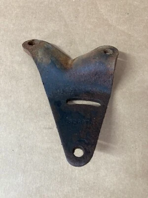1977 - 1981 Pontiac Firebird Trans Am 301 4.9 V8 Power Steering Bracket 526974 - Image 1 of 4