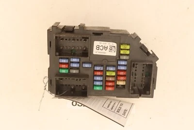 2012-2014 CADILLAC ESCALADE CABIN DASH LEFT POWER JUNCTION FUSE BOX BLOCK OEM - Image 1 of 4