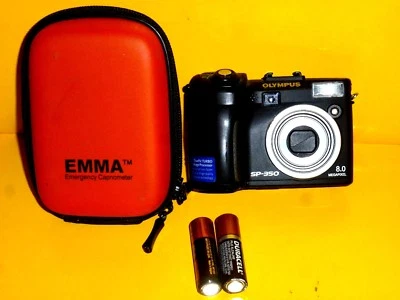 Olympus Digital Point Shoot Camera  SP-350 Shoots Raw Uses AA - Image 1 of 4