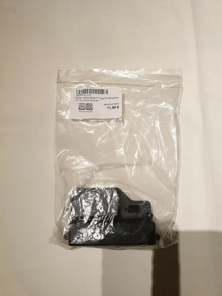 Mugen Seiki 1:8 Empfängerbox für MBX-6 T/TR usw E0321-B, NEU - Bild 1 von 1