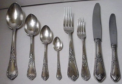 RUSSIAN IMPERIAL tiempo 84 plata 24 piezas JUEGO CUBIERTOS para 3 personas sin mono Foto 1 de 4