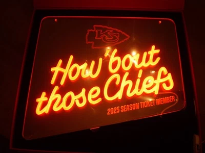 NUEVO 2025 KANSAS CITY CHIEFS - ¿Qué hay de esos Chiefs signo de neón Foto 1 de 4