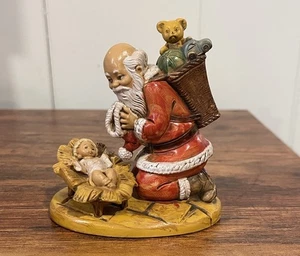 Simonetti Fontanini Santa Figurine Looking Over Jesus In Manger Made In Italy 89 - Picture 1 of 6