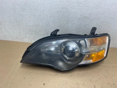 Farol preto lateral esquerdo Subaru Legacy 2006 a 2007 fabricante de equipamento original J8603 DW - Imagem 1 de 4