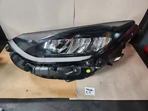 I9 - 2020 2023 Genuine Hyundai OE Lamp LEFT HEADLIGHT - Picture 1 of 8