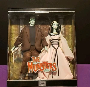 The Munsters Geschenkset Barbie & Ken Collector Edition 2001 Barbie Sammlerpuppe - Bild 1 von 21