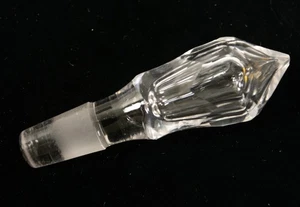 Geometric Cut Glass Stopper (R4A/JSF6) Bottle Decanter - Picture 1 of 8