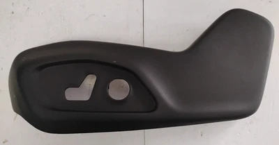 OEM LEFT DRIVER FRONT SEAT SHIELD FOR 2017-2025 JEEP COMPASS 6MJ74DX9AD - Imagem 1 de 4