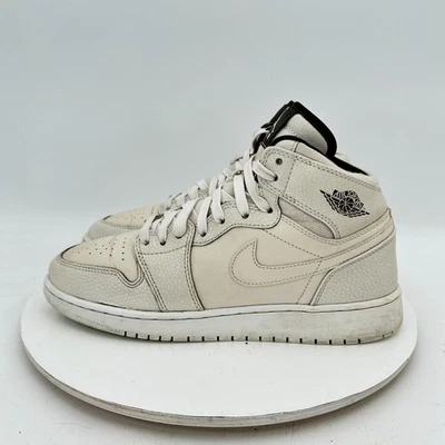 Nike Air Jordan 1 Retro Youth Size 8Y Women 9.5 705296-022 Phantom White Shoes - Image 1 of 4