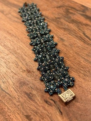 Pulsera Revival Speakeasy Años 30 Azul Negro Semilla Cuentas Tonos Joya Foto 1 de 4