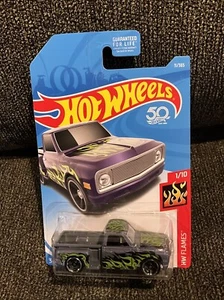 2017 Hot Wheels Custom '69 Chevy Pickup Flames Series (Purple) - Picture 1 of 8