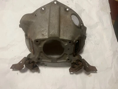 AMC JEEP RAMBLER BELLHOUSING con agujero de horquilla de embrague lateral R Foto 1 de 4