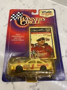 1997 Winners Circle 1:64 Diecast NASCAR Jeff Gordon Baby Ruth Ford Thunderbird