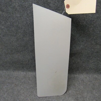 2009 起亚 Borrego 中控台 LH 司机侧检盖灰色原始设备制造商 54425 — 第 1/3 张图片