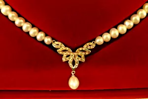 RRP £179 Ernest Jones Valentine Freshwater Pearl Drop CZ Lariat V Pearl Necklace - Picture 1 of 22