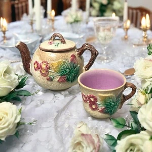 Antigua mini tetera y taza de té victoriana mayólica rosa silvestre siglo XIX sin marca - Imagen 1 de 14