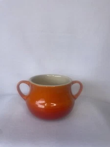 Le Creuset 07.19 Red Orange Ombre Double Handle Stoneware Soup Bowl Pot No Lid - Picture 1 of 5