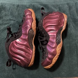 Größe 8,5 - Nike Air Foamposite One Night Maroon 2016 - Bild 1 von 11